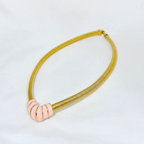 Vintage '80s Pink Enamel and Goldtone Necklace - Picture 2 of 6